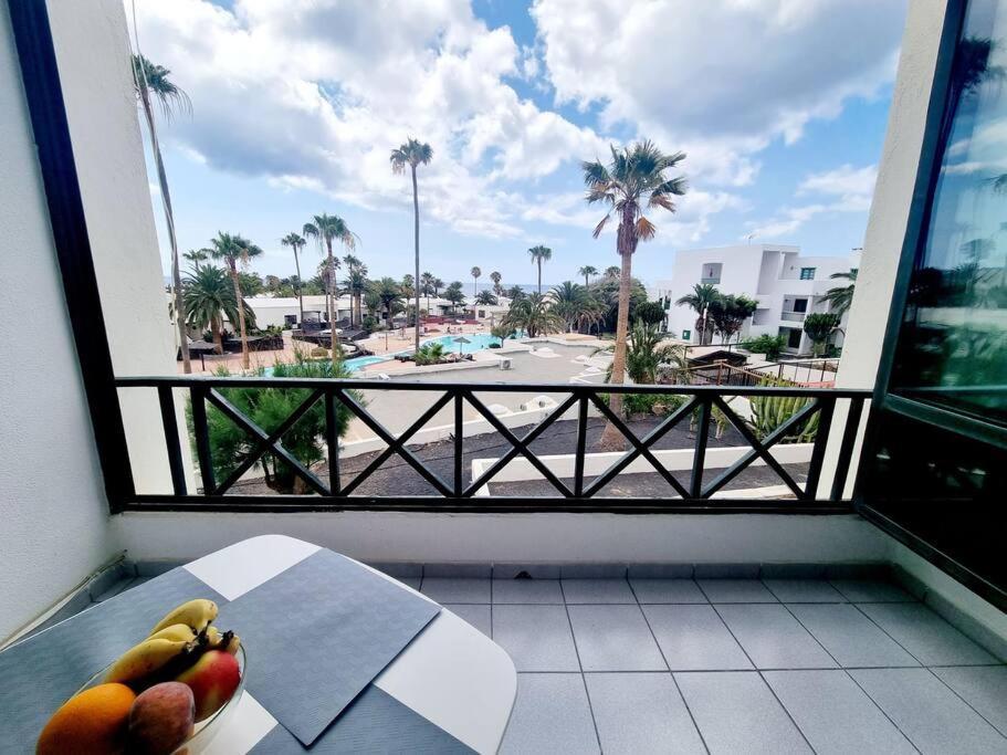 Luxury Ocean View Playa Roca Apartment Costa Teguise Exterior photo