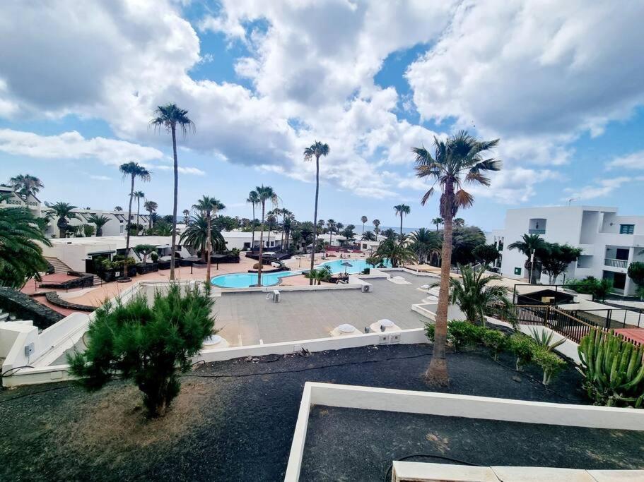 Luxury Ocean View Playa Roca Apartment Costa Teguise Exterior photo